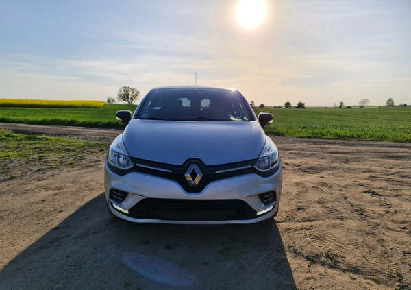 Renault Clio cena 37800 przebieg: 44000, rok produkcji 2019 z Leszno małe 46